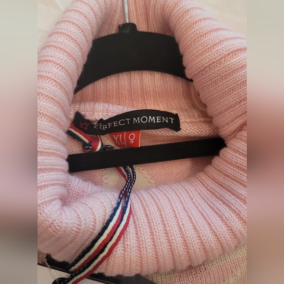 Perfect Moment Star Dust Merino Wool Sweater - Picture 13 of 16